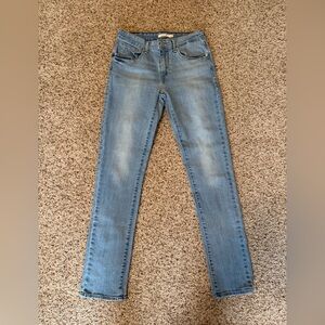 Women’s Levi’s Jeans